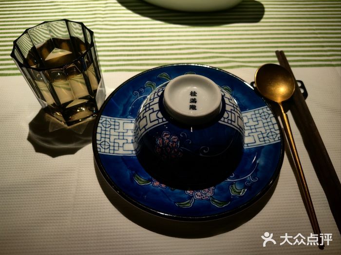 桂满陇-西湖船宴(西单大悦城店)餐具摆设图片