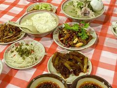 -老方桌烂蹄花川菜馆(九龙坡店)