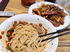 -牛八宝桂林米粉(八里庄店)