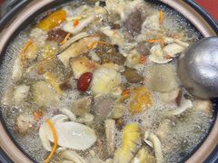 -菌之家·专业纯野生菌火锅·特色炒菌