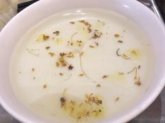 自制杏仁豆腐-姚记炒肝店(簋街店)