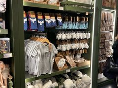 -九又四分之三站台哈利波特商店