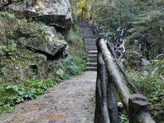 -罗田薄刀峰风景区