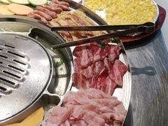 -哈哈碳都·牛肋条无限自助烤肉(台江万达店)