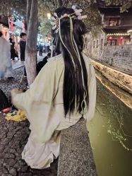 -一揽芳华汉服旗袍体验馆(拙政园店)