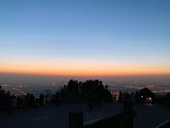 -鬼笑石后山停车场