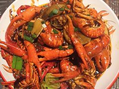-老街烧烤大排档·地道湖北菜·龙虾馆(汉口火车站店)
