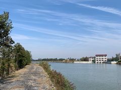 -梁鸿国家湿地公园