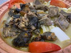 -阿婆情腊排骨火锅(金虹路店)