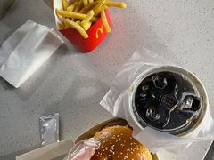 -麦当劳(政通路店)