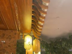 -八府香鸭·啫啫煲(华山路店)