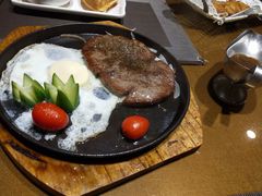 -戈尔登酒店·满堂彩咖啡厅