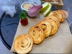 鹅肝葱油饼-江南里·新浙菜(苏州大悦城店)