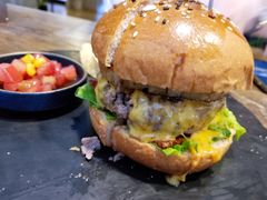 -HIGH FIVE哈福手工汉堡(桂林路店)