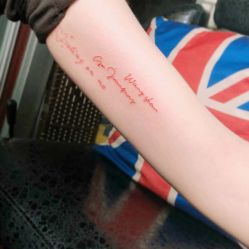 -明星刺青·洗纹身