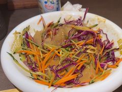 -锅飘飘·东北铁锅炖(雨花客厅店)