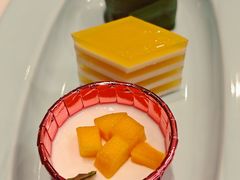 芒果青柠香茅布丁-蕉叶·广州明星泰国菜(黑金冠保利广场店)