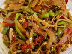 -歹歹的加个面过油肉拌面
