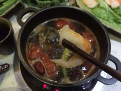 一叶一世界藏茶素食火锅-一叶一世界•素食餐厅(环球中心店)