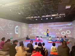 -小鸡哆哆故事屋·儿童乐园(嘉里城店)