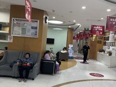 -雅悦齿科(顾村公园店)