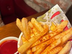 -Famous肥猫墨西哥音乐餐吧(五棵松华熙LIVE店)