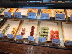 面包甜点陈列柜-南宋胡记(杭州体育场路店)