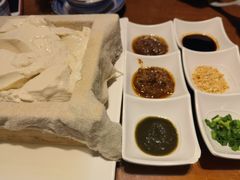 -95号酱骨·一块豆腐(展春园西路店)