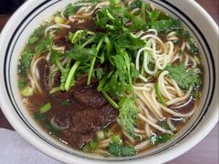 -小马牛肉面·牛骨熬制(南京博物院店)