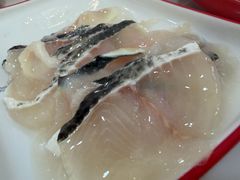 -毛辣果·贵州红酸汤牛肉火锅(西单店)
