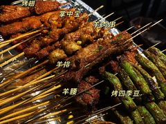 -金陵大勇烧烤·小龙虾·海鲜大咖(竹山路店)