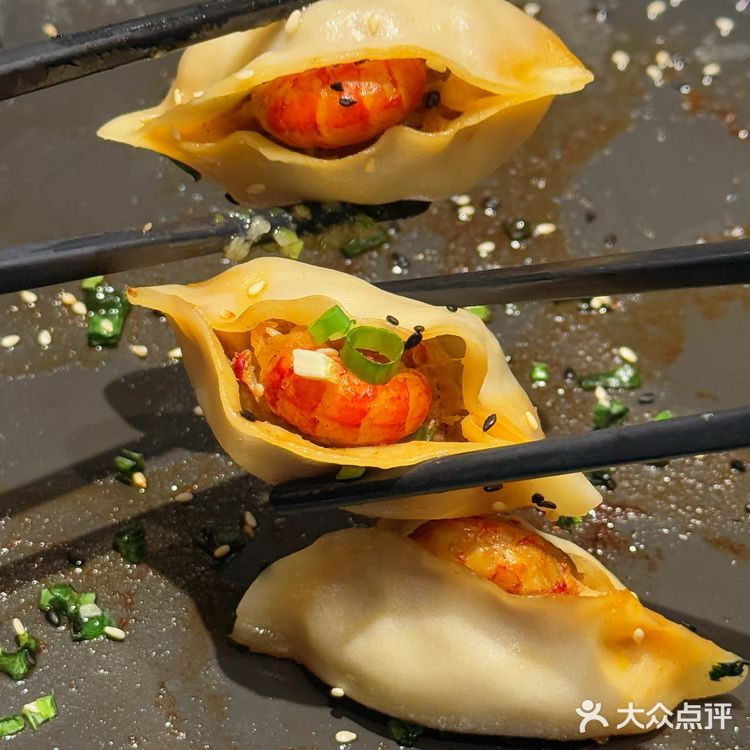连云港这家的小龙虾生煎,我一口气吃了三个!