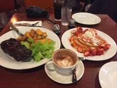 -Pancakes on the rocks(Darling Harbour)