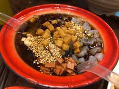 冰粉-爆炸头阿姨小四川正宗川味小吃(无任何分店)