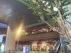 -瑞虹新天地月亮湾