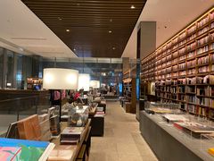 -茑屋书店(天目里店)