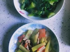 -鲸育宝宝月嫂(徐汇店)