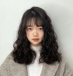 -IU潮牌·SALON
