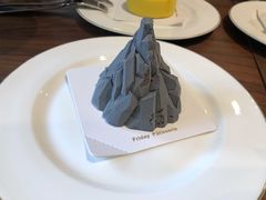 -Fridi Patisserie Cafe