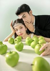 -城市花园婚纱摄影