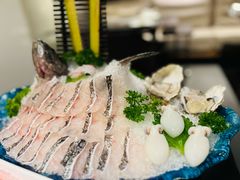 -鲜入唯煮·港式海鲜牛肉火锅(金宝街店)