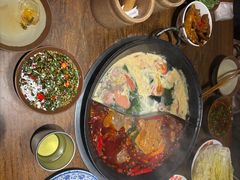 -萍姐火锅·公路夜市(武汉首店)