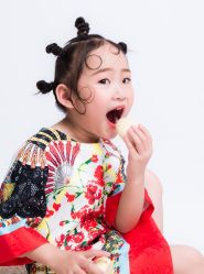 -熊猫叔叔高端儿童摄影(清江商场店)