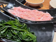 -老牌坊云南鱼豆花火锅(爱建店)
