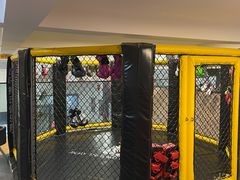 -思迈威健身(积玉桥万达店)