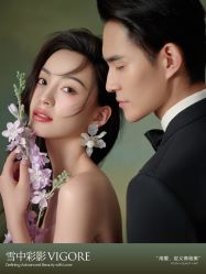 -雪中彩影婚纱摄影·微光艺术中心