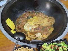 -曹丞相·地锅鸡·地锅鱼(武林店)