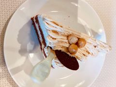 榛子蛋糕-Dough&Joe团憩(瑞虹天地月亮湾店)