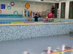 -乐悠游亲子游泳俱乐部