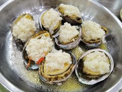 炭烧蒜蓉生蚝-贞姨美食·老字号海鲜大排档